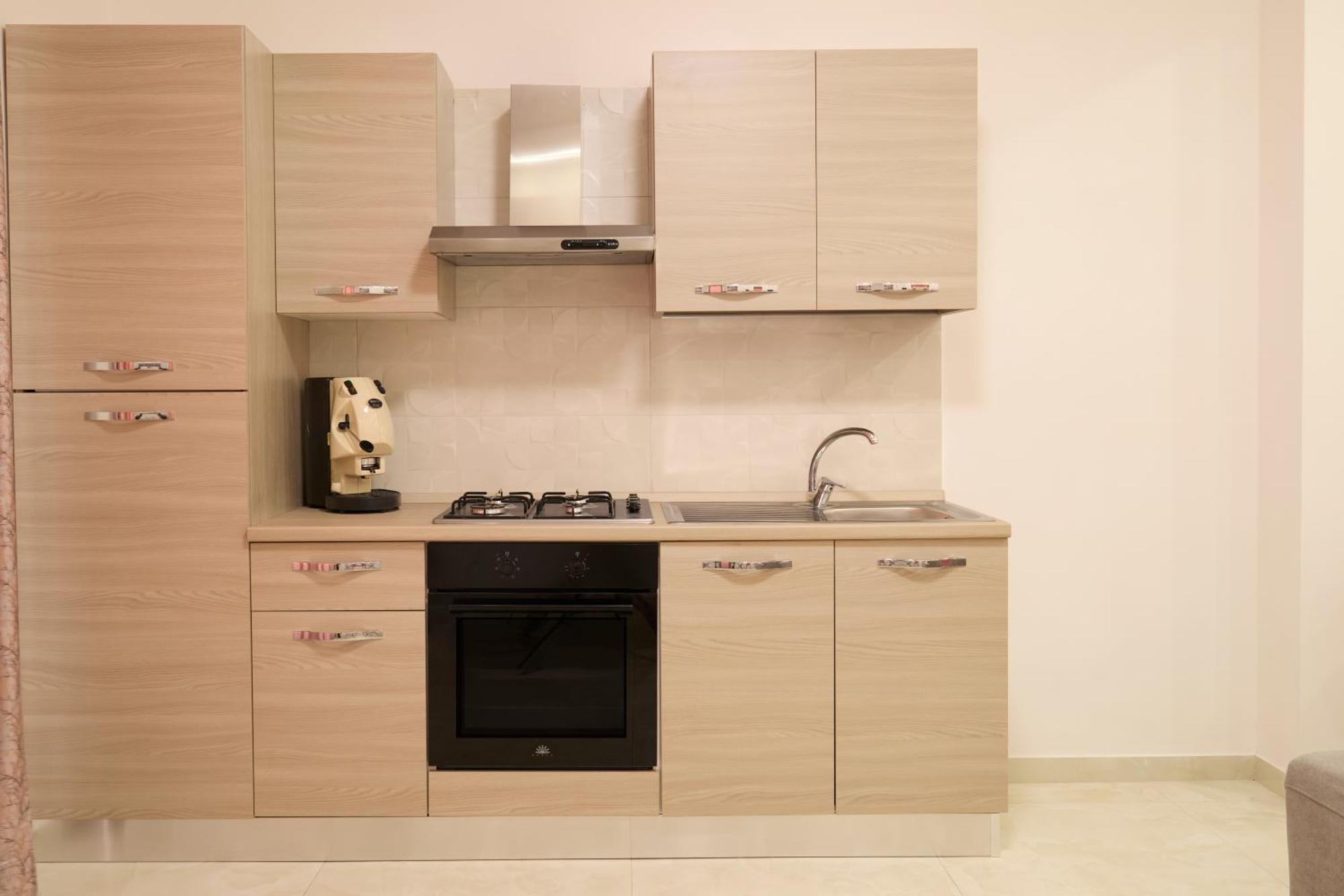Napoli Central Lumina Suites Екстериор снимка
