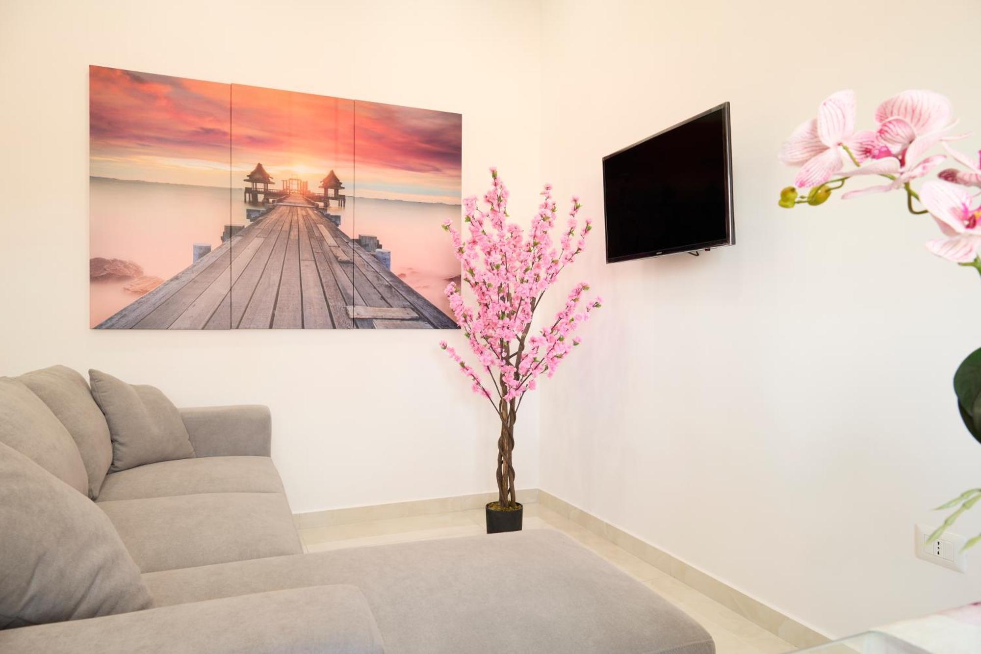 Napoli Central Lumina Suites Екстериор снимка